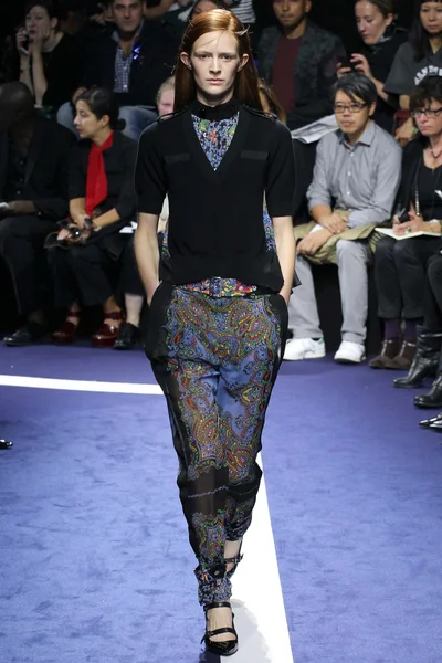 Look 68